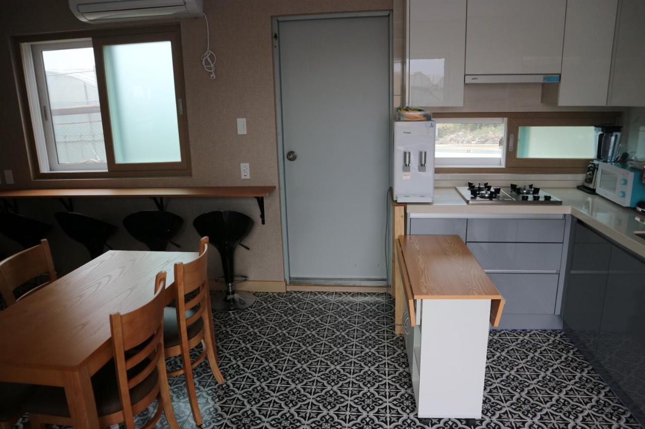 Blue Island Guesthouse ソギポ エクステリア 写真